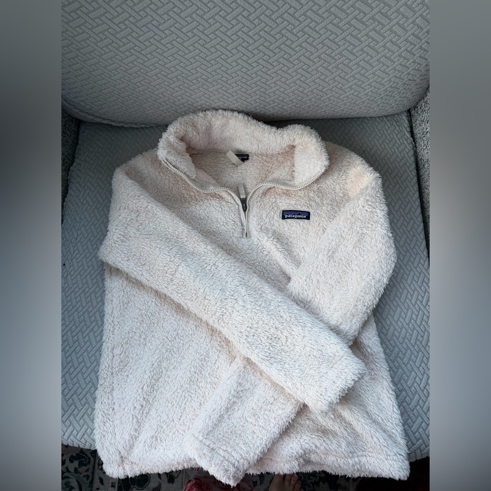 Women’s Patagonia size small!
